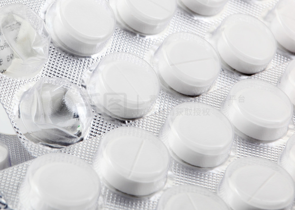 泡罩包裝中的片劑與栓劑 現(xiàn)代藥品包裝的科學與便利